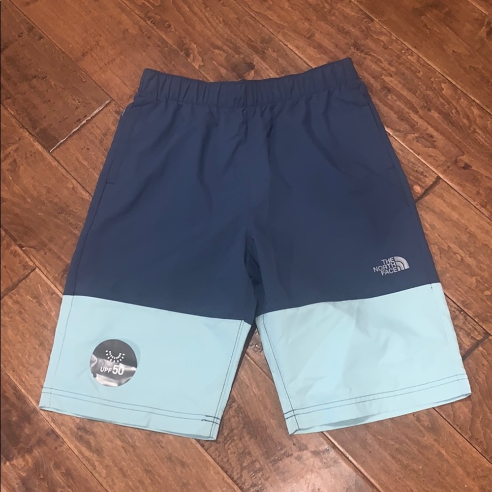 Boys north face B class V shorts
